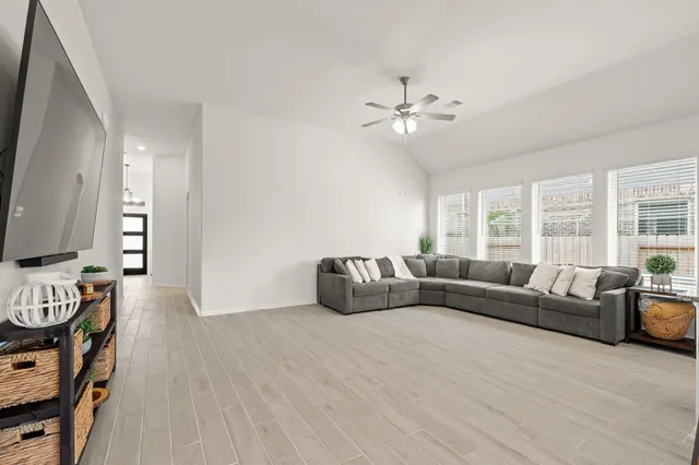 $339,000 | 2491 Solaris Bnd Drive, Katy, TX 77493