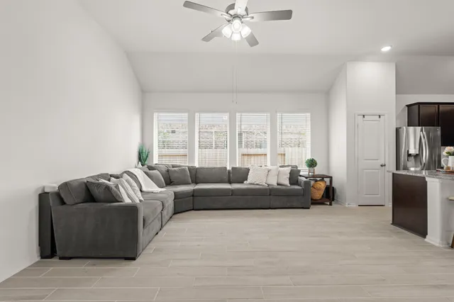 $339,000 | 2491 Solaris Bnd Drive, Katy, TX 77493