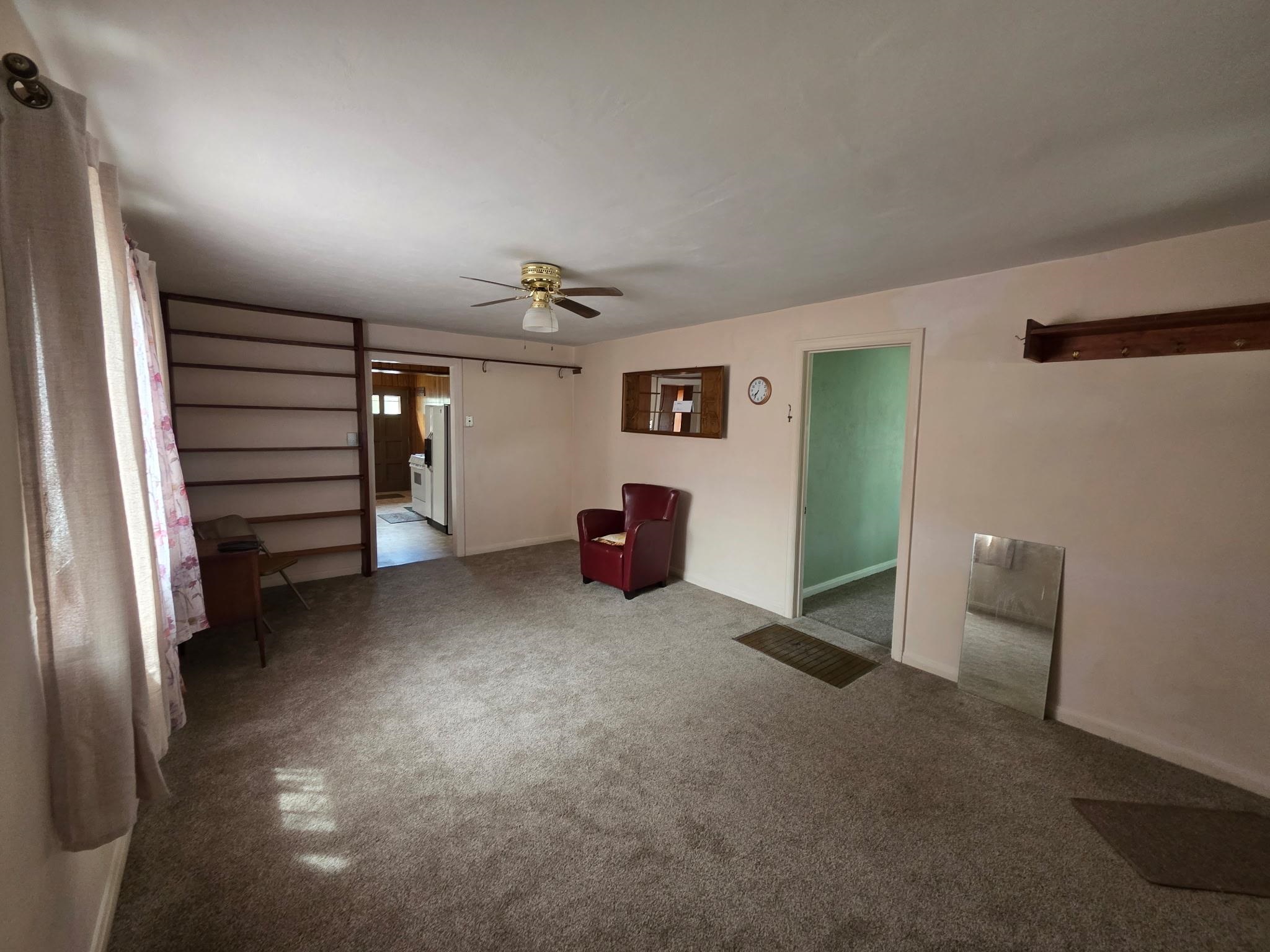 1162 North Washington Street Casper, WY 82601 - Photo 3 of 16