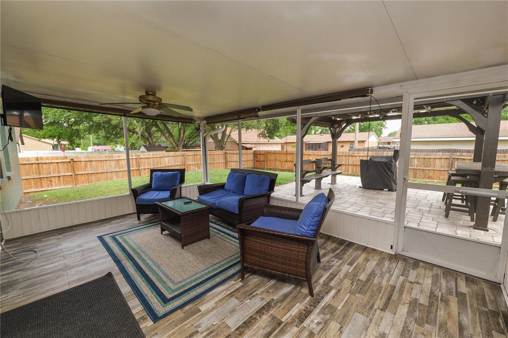 225 Lindale Street Lakeland, FL 33809 - Photo 32 of 37 a outdoor living space with furniture
