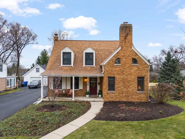 $939,000 | 909 South Wheaton Avenue, Wheaton, IL 60189