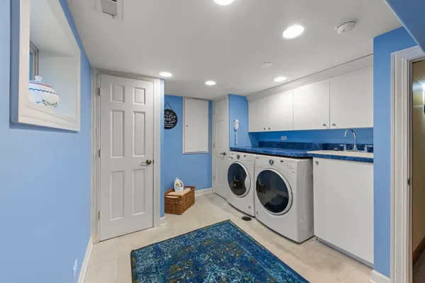 $939,000 | 909 South Wheaton Avenue, Wheaton, IL 60189