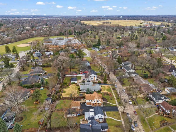 $939,000 | 909 South Wheaton Avenue, Wheaton, IL 60189