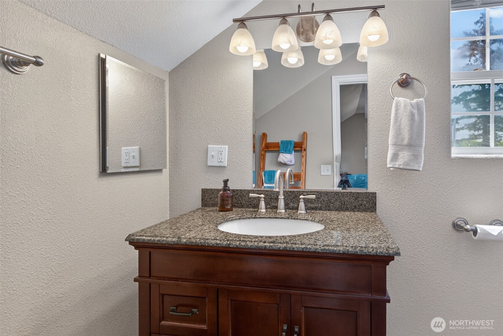 1209 36th Street Seaview, WA 98644 - Photo 21 of 31