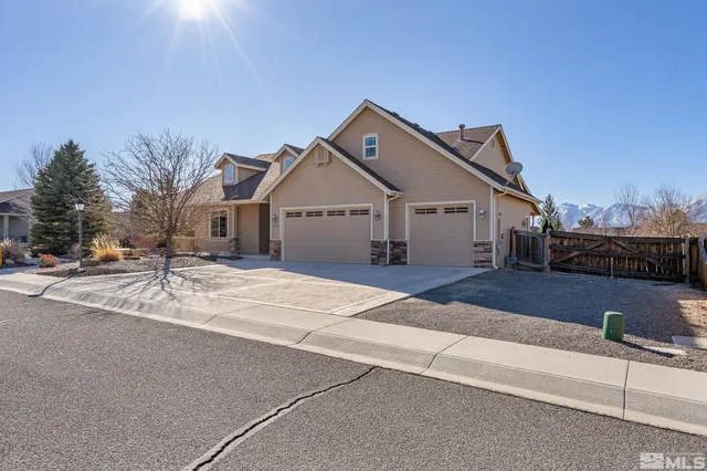 $959,000 | 2937 La Cresta Circle, Minden, NV 89423