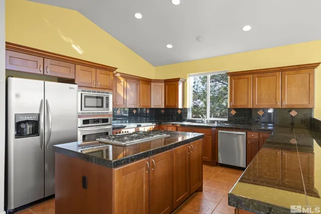 $959,000 | 2937 La Cresta Circle, Minden, NV 89423