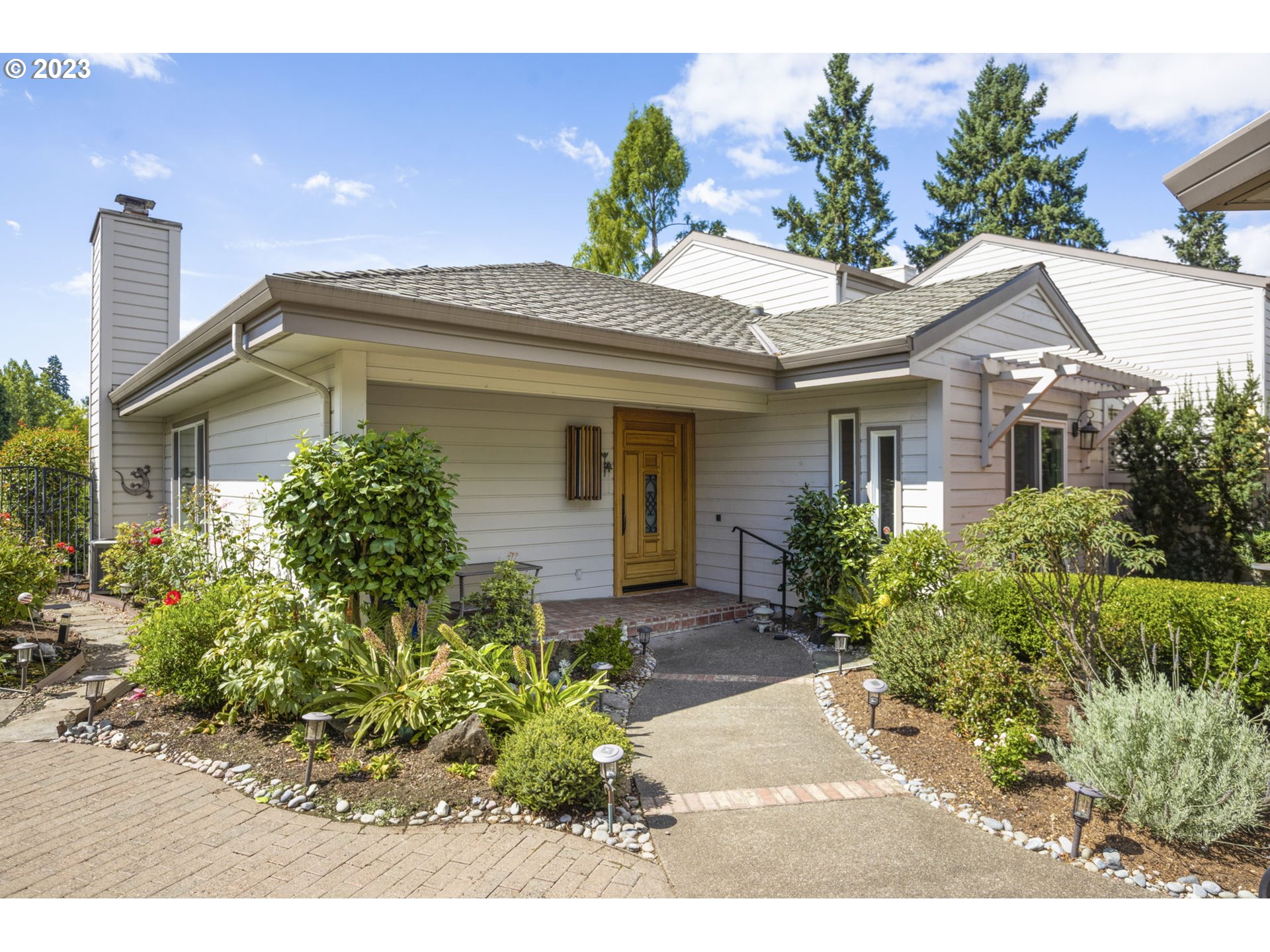 32207 Southwest Boones Bend Road Wilsonville, OR 97070 - Photo 1 of 30 Gallery Image 1