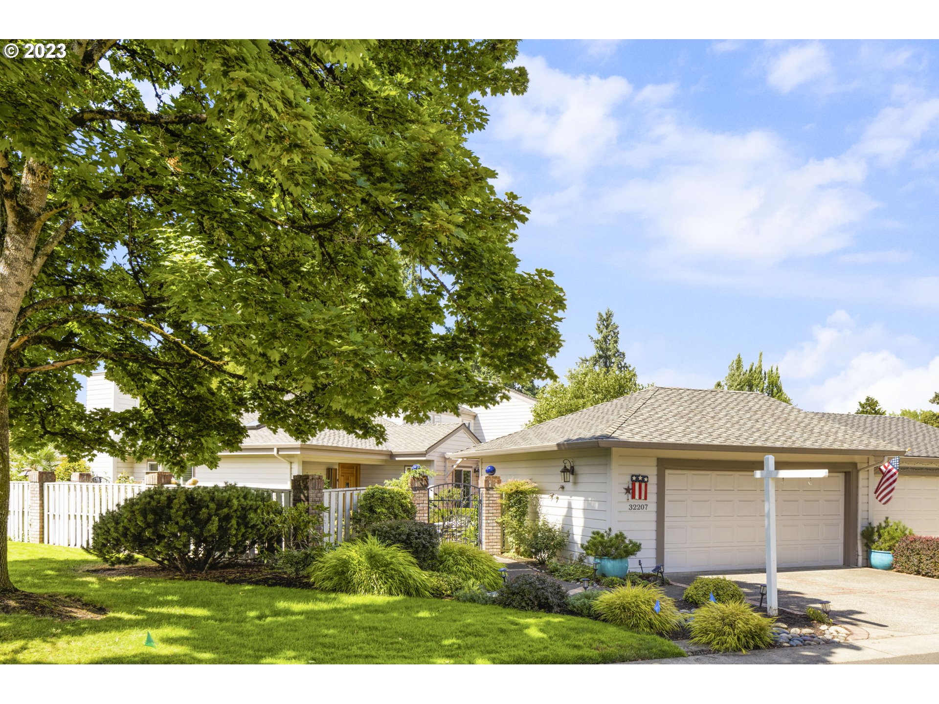32207 Southwest Boones Bend Road Wilsonville, OR 97070 - Photo 2 of 30 Gallery Image 2