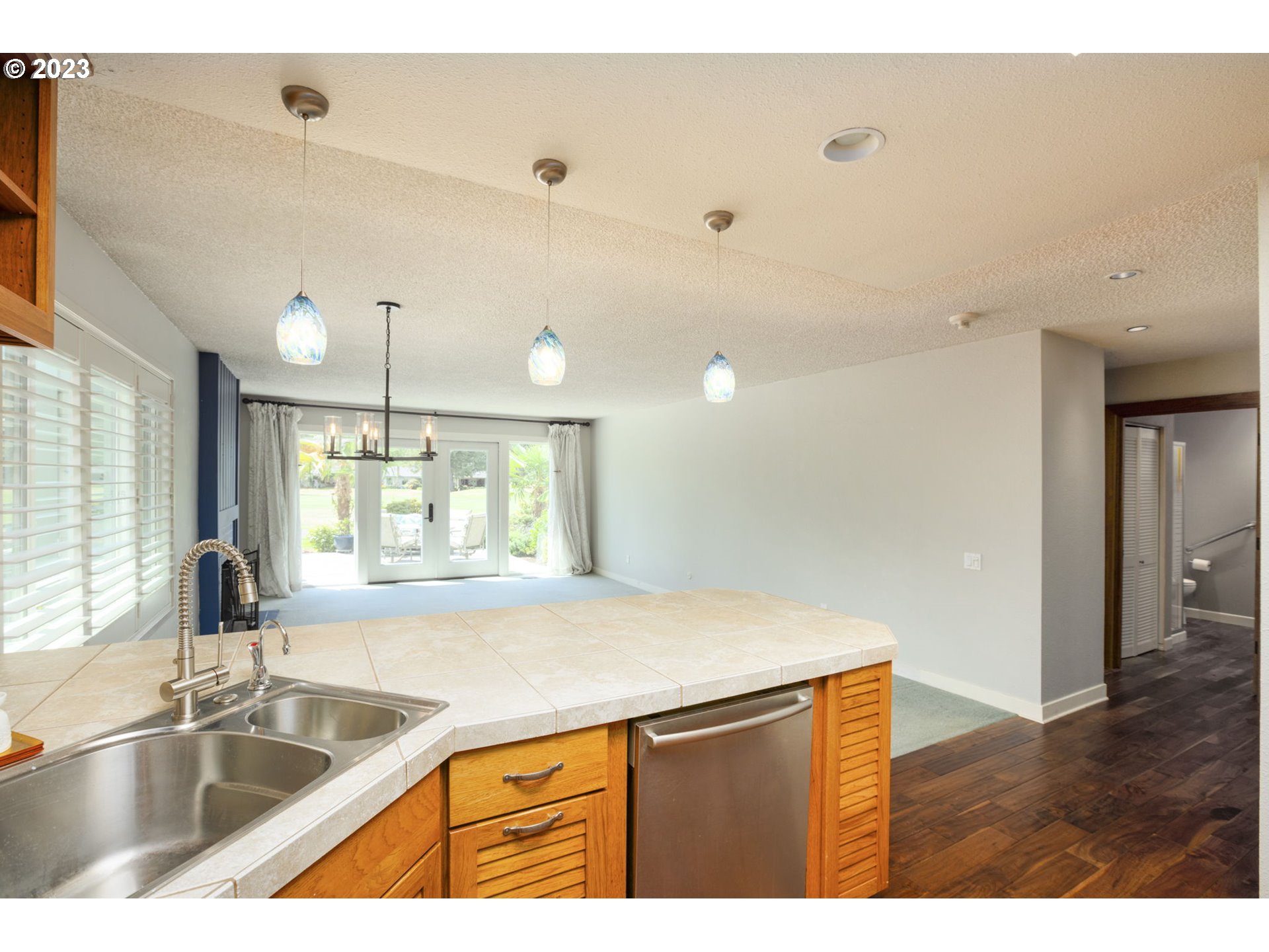 32207 Southwest Boones Bend Road Wilsonville, OR 97070 - Photo 6 of 30 Gallery Image 6