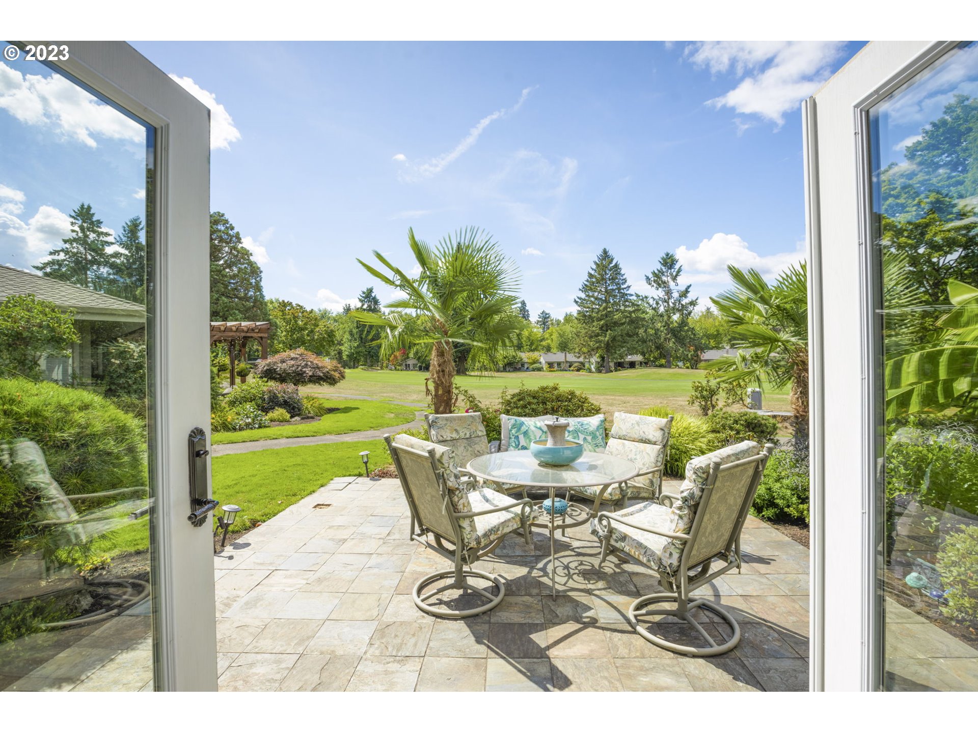 32207 Southwest Boones Bend Road Wilsonville, OR 97070 - Photo 10 of 30 Gallery Image 10