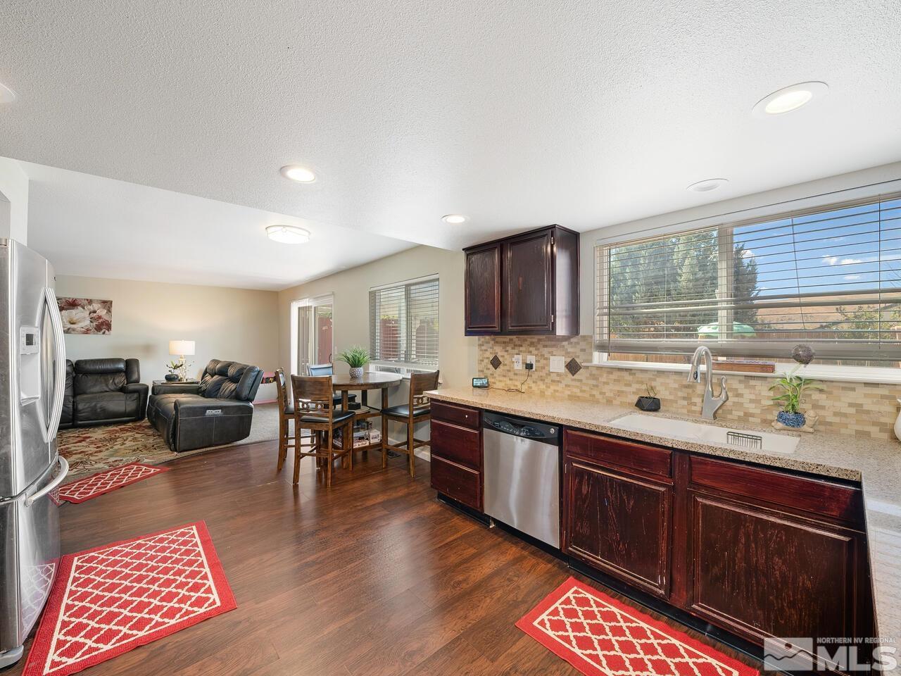8471 Piper Place Reno, NV 89506 - Photo 9 of 23 Photo 9