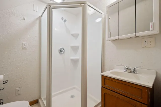 $259,900 | 2219 South 59th Street, West Allis, WI 53219