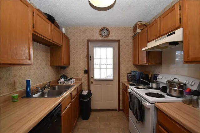 $138,000 | 2521 Riverwynd Drive, Alexandria, LA 71301