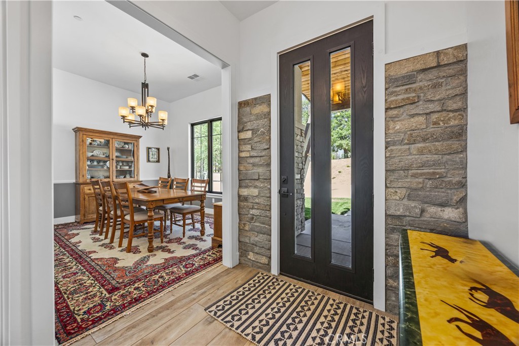 27300 Stirrup Way Tehachapi, CA 93561 - Photo 7 of 45