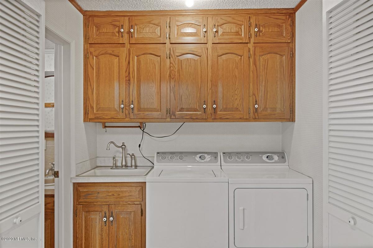117 River Road Satsuma, FL 32189 - Photo 38 of 50 Laundry
