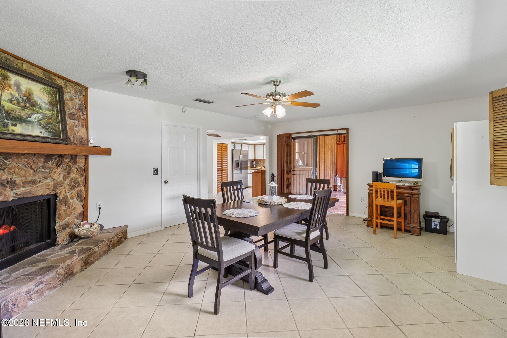 2934 Mango Tree Drive Edgewater, FL 32141 - Photo 10 of 28 10-web-or-mls-Mango Tree Dr-S2706-010