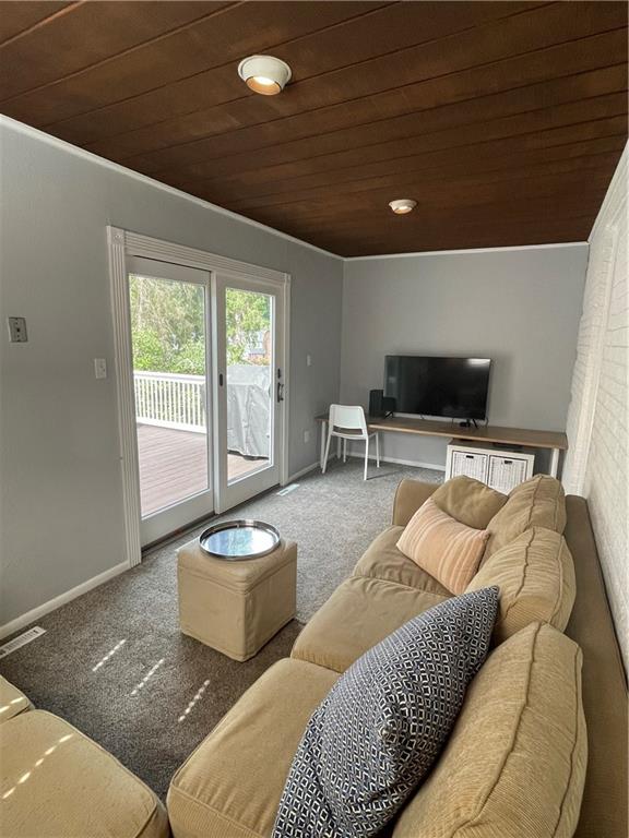 138 Mohawk Drive Pittsburgh, PA 15228 - Photo 11 of 24 a living room with furniture and a large window