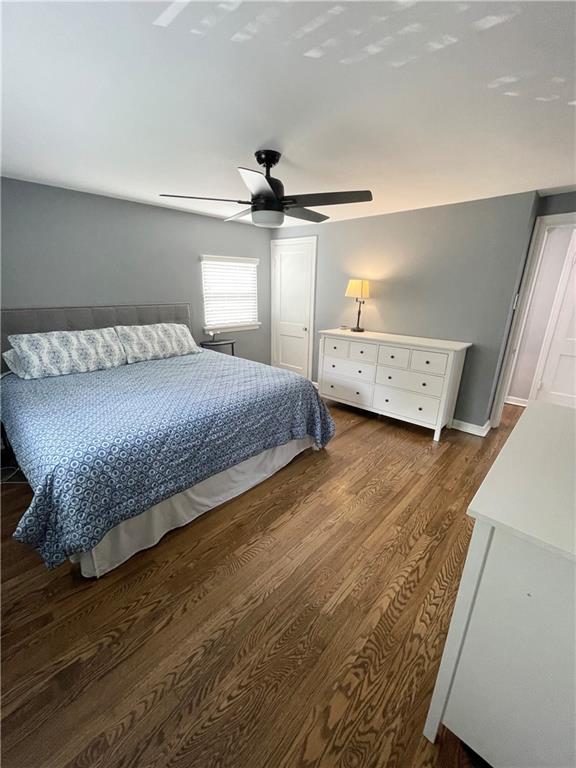 138 Mohawk Drive Pittsburgh, PA 15228 - Photo 12 of 24 a bedroom with a bed and a window