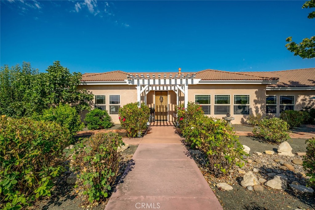 6172 Hawk Ridge Place San Miguel, CA 93451 - Photo 2 of 54 Entrance
