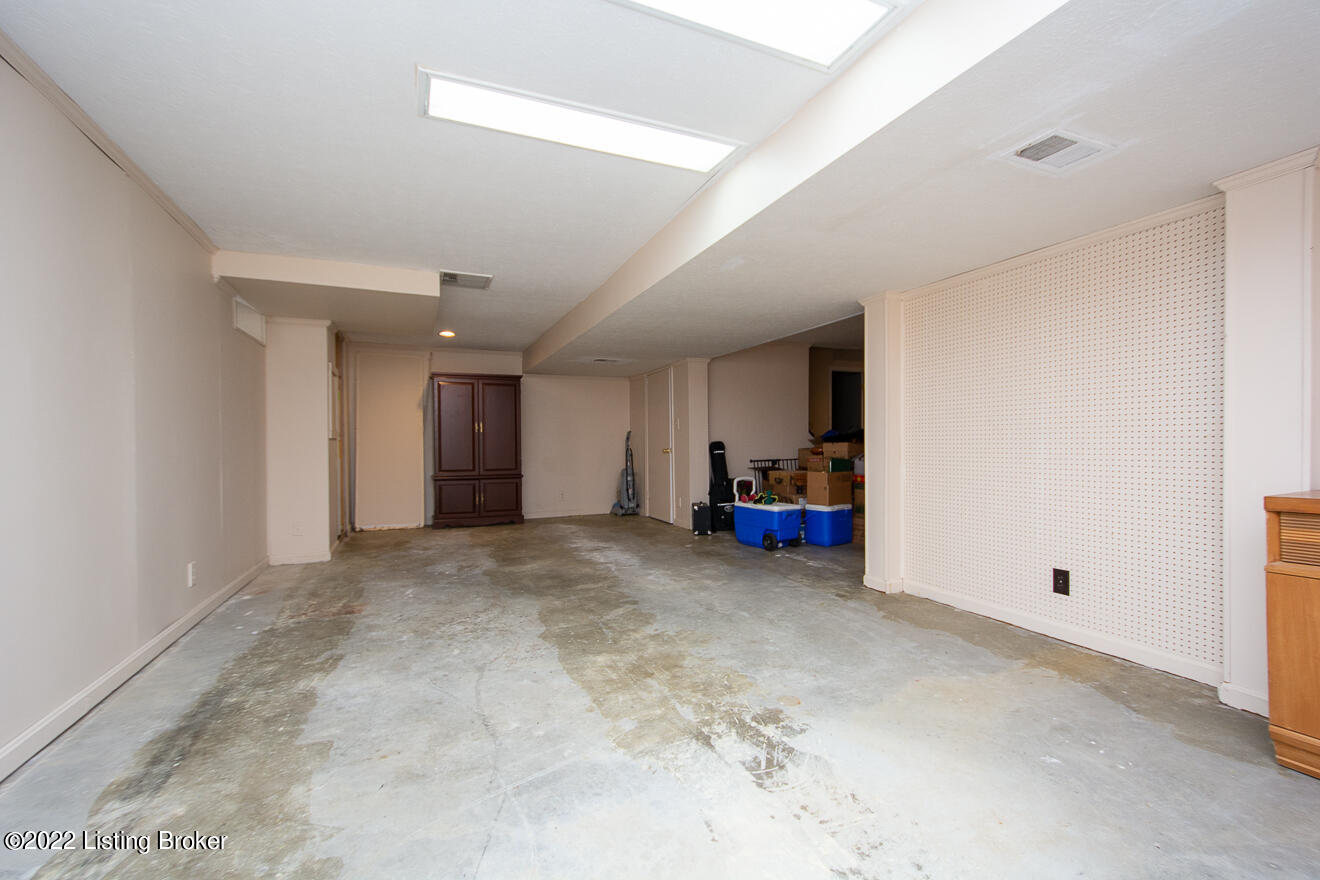 15005 Bircham Road Louisville, KY 40245 - Photo 34 of 54 Bircham-60