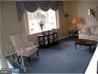 3403 Brookview Road Philadelphia, PA 19154 - Photo 5 of 9 Gallery Image 5