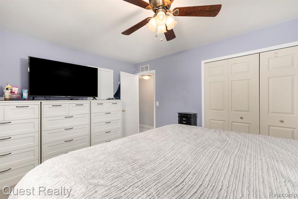 2658 Simpson Drive Rochester Hills, MI 48309 - Photo 9 of 16