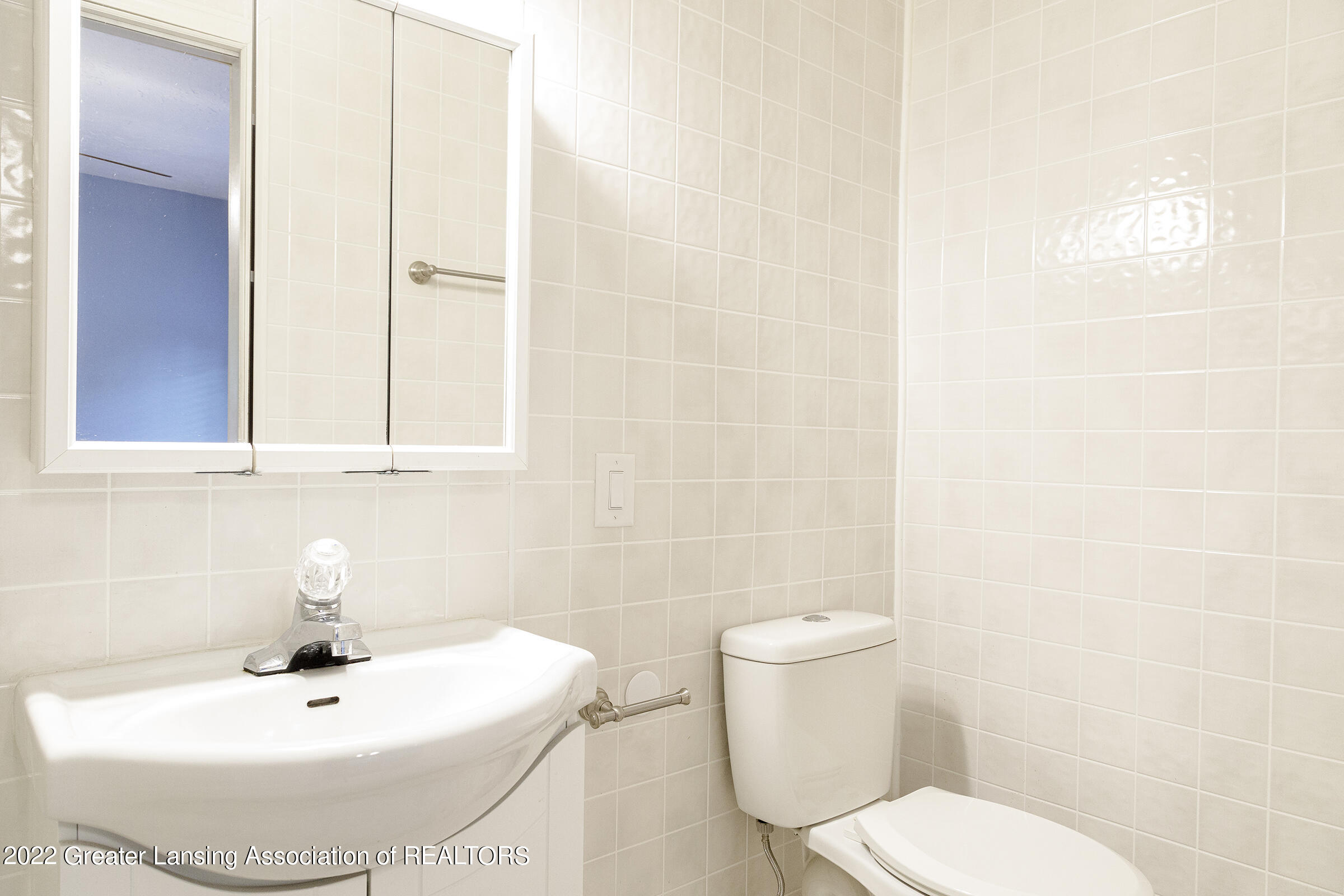 6328 Rosedale Road Lansing, MI 48911 - Photo 20 of 42 BDPH6826