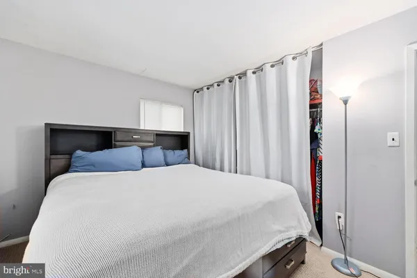 $595,000 | 412 Patrick Lane, Herndon, VA 20170