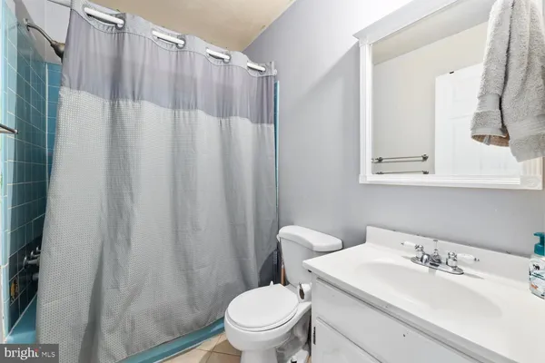 $595,000 | 412 Patrick Lane, Herndon, VA 20170