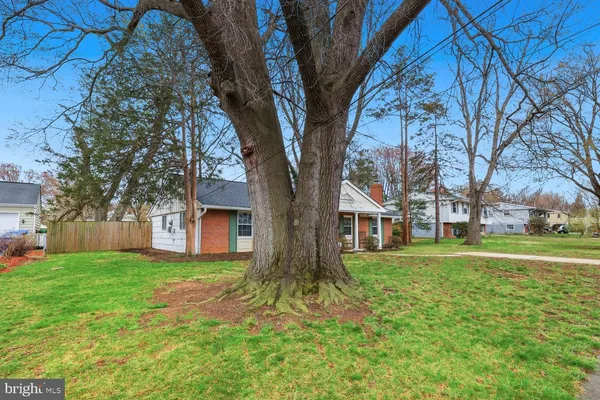 $595,000 | 412 Patrick Lane, Herndon, VA 20170