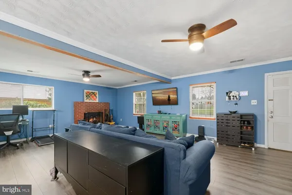 $595,000 | 412 Patrick Lane, Herndon, VA 20170