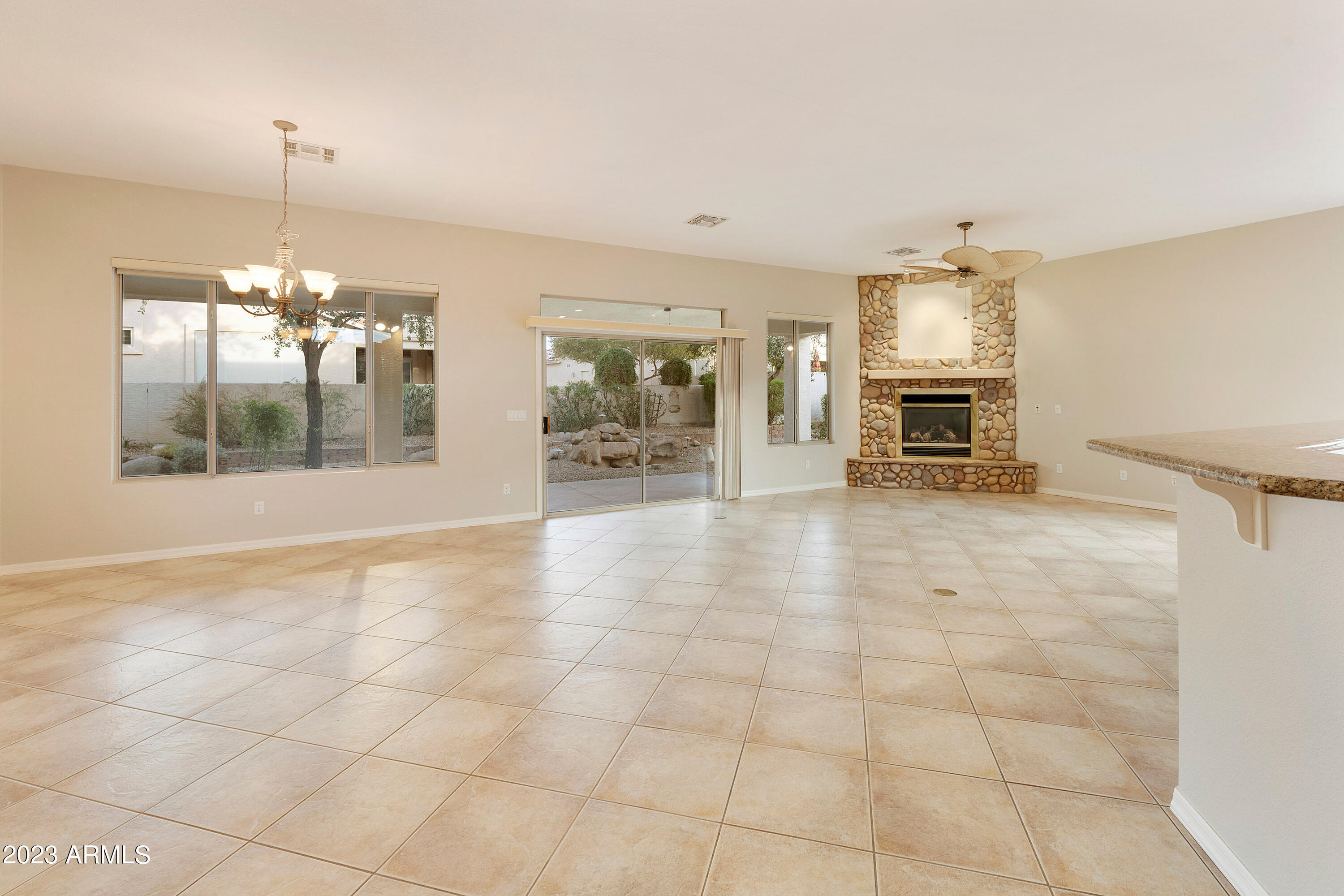 4498 East Walnut Road Gilbert, AZ 85298 - Photo 4 of 49 4498 E-007-042-pat-MLS_Size