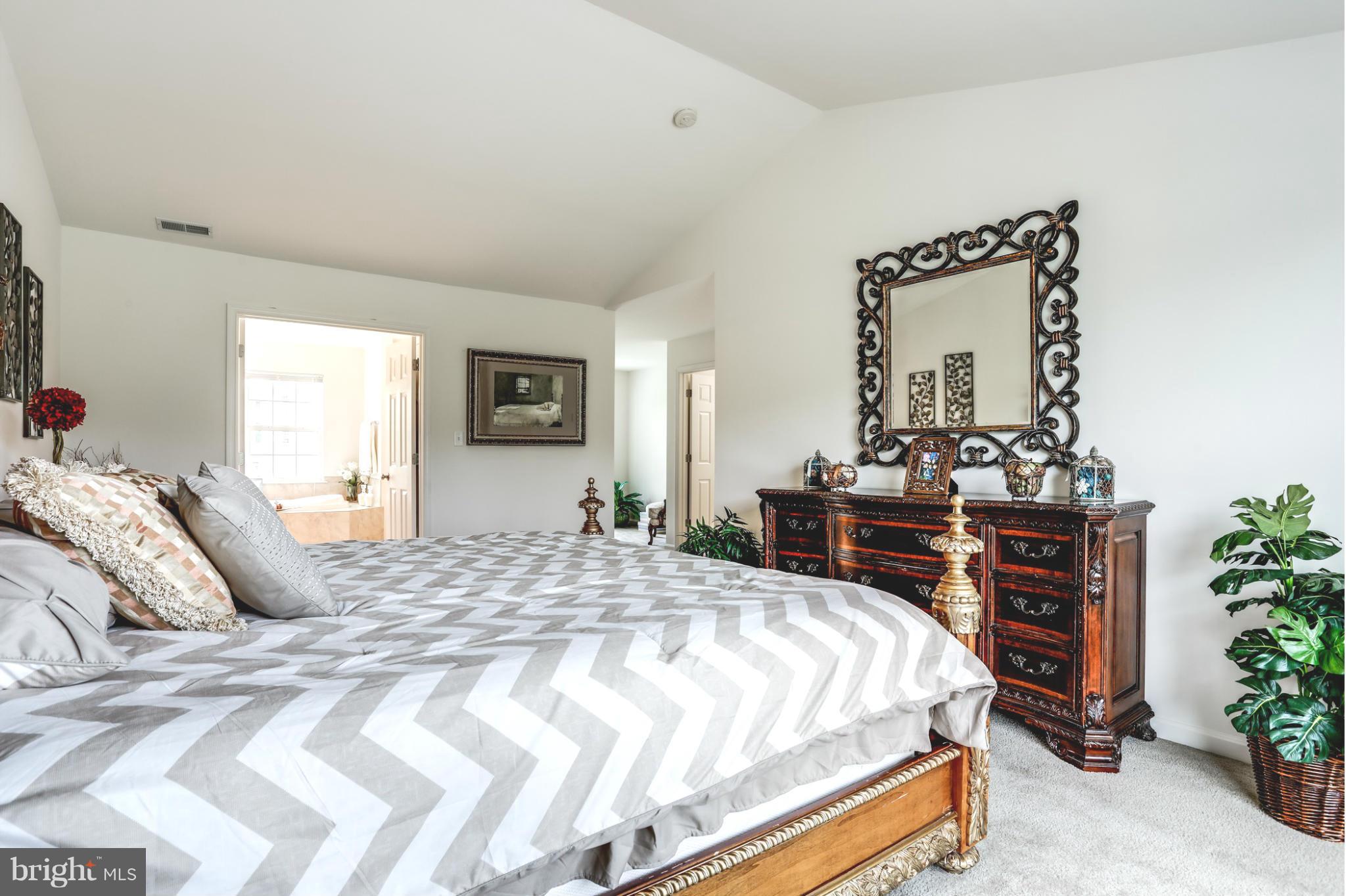 6084 Old Washington Road Elkridge, MD 21075 - Photo 14 of 22 Bedroom (Master)