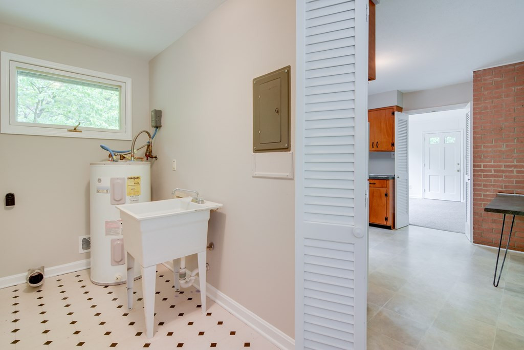 711 West Rollingwood Road Aiken, SC 29801 - Photo 11 of 30
