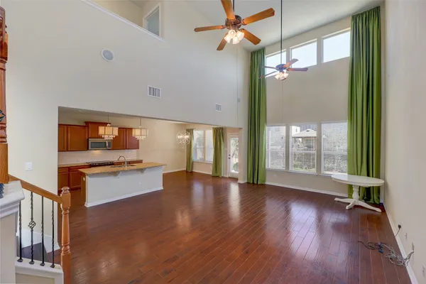 $2,095 | 16105 Travesia Way, Austin, TX 78728