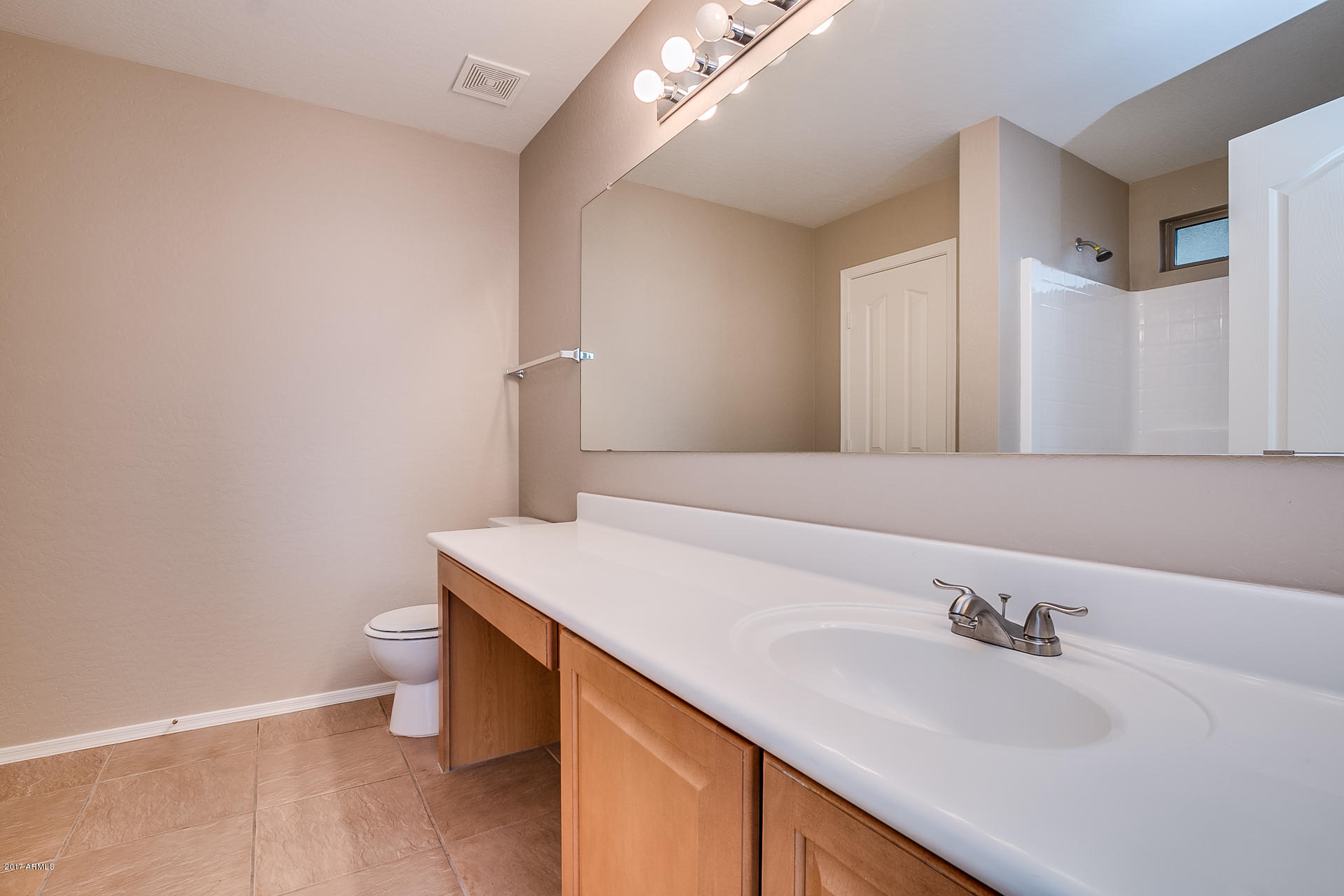 2926 West Fremont Rd. Phoenix, AZ 85041 - Photo 11 of 15 Fremont-23