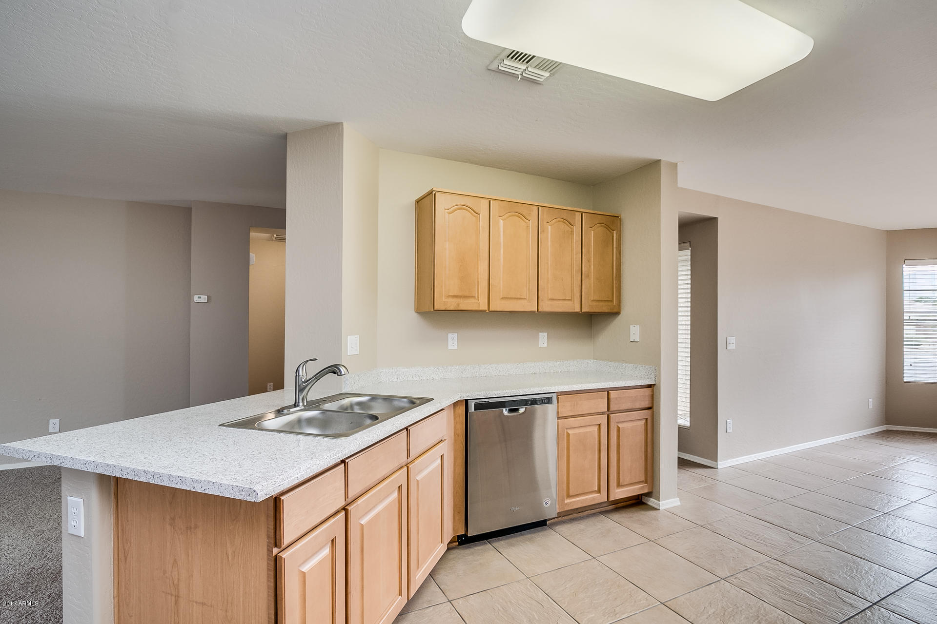 2926 West Fremont Rd. Phoenix, AZ 85041 - Photo 5 of 15 Fremont-10