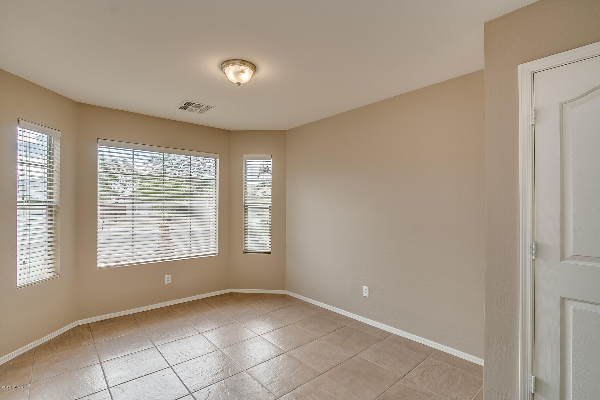 2926 West Fremont Rd. Phoenix, AZ 85041 - Photo 8 of 15 Fremont-14