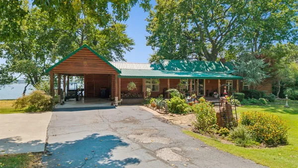 $975,000 | 36414 North Cliff Crest Drive, Vinita, OK 74301