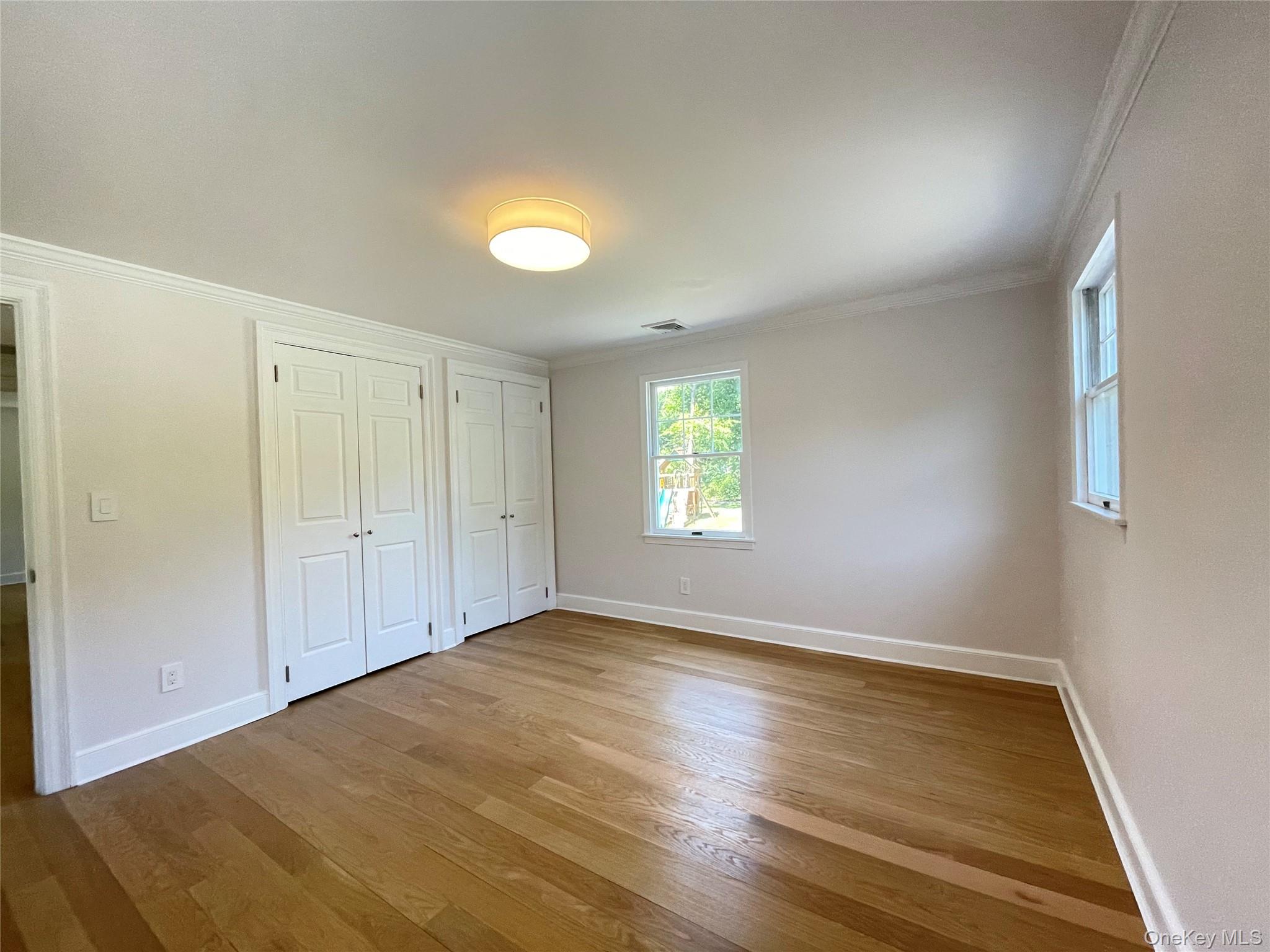 6 Beech Hill Road Huntington, NY 11743 - Photo 13 of 19