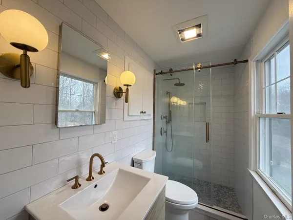 $8,500 | 6 Beech Hill Road, Lloyd Harbor, NY 11743