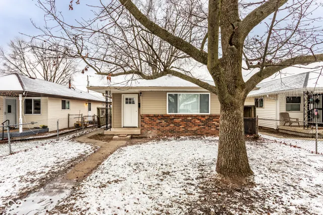 $195,000 | 2828 South Illinois Street, Indianapolis, IN 46225