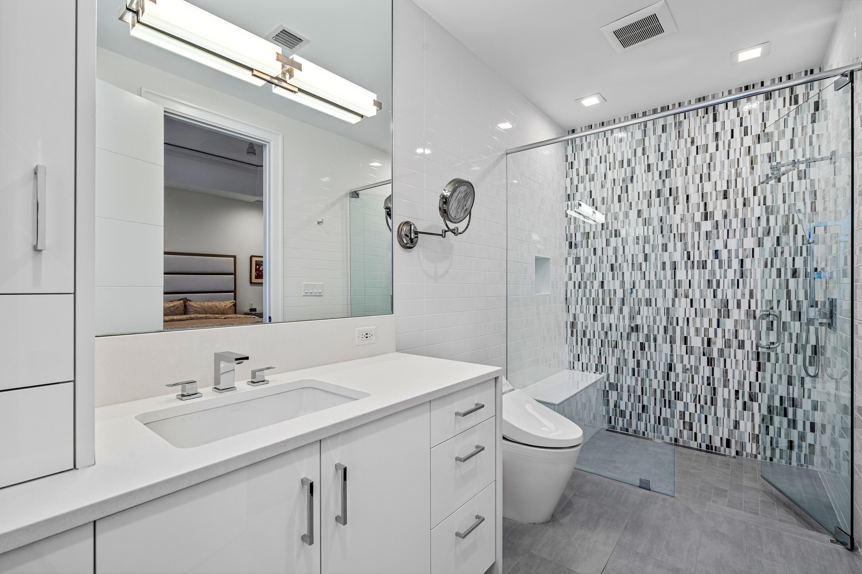 2485 Northwest 46th Street Boca Raton, FL 33431 - Photo 18 of 28 Guest Bath