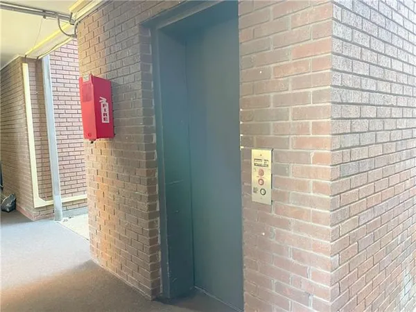 $1,200 | 1161 Lake Avenue, Unit 222, Metairie, LA 70005