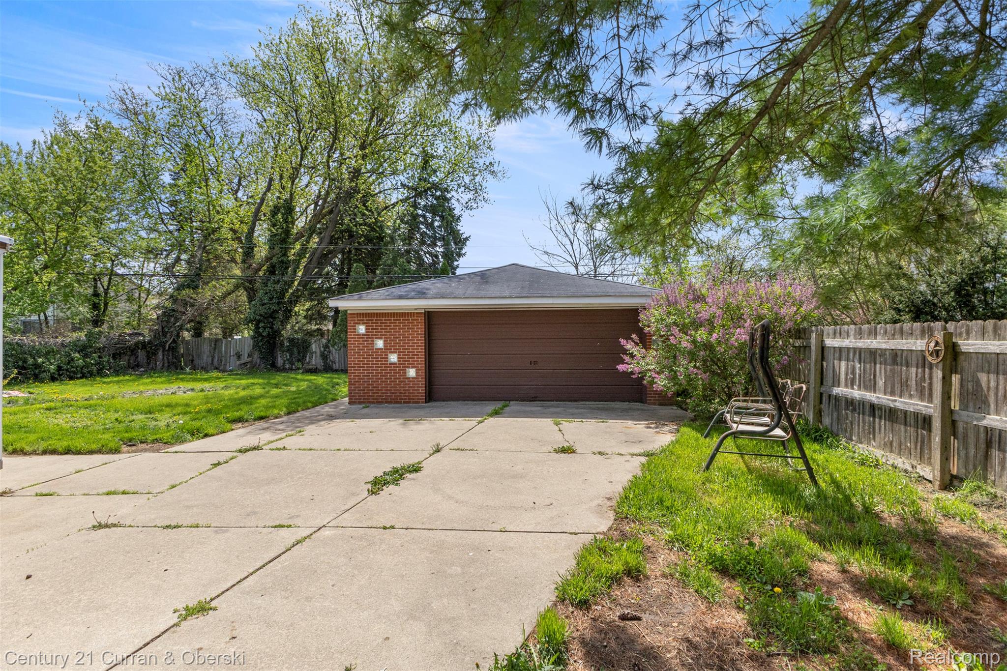 27095 Colgate Street Inkster, MI 48141 - Photo 5 of 6 View of garage