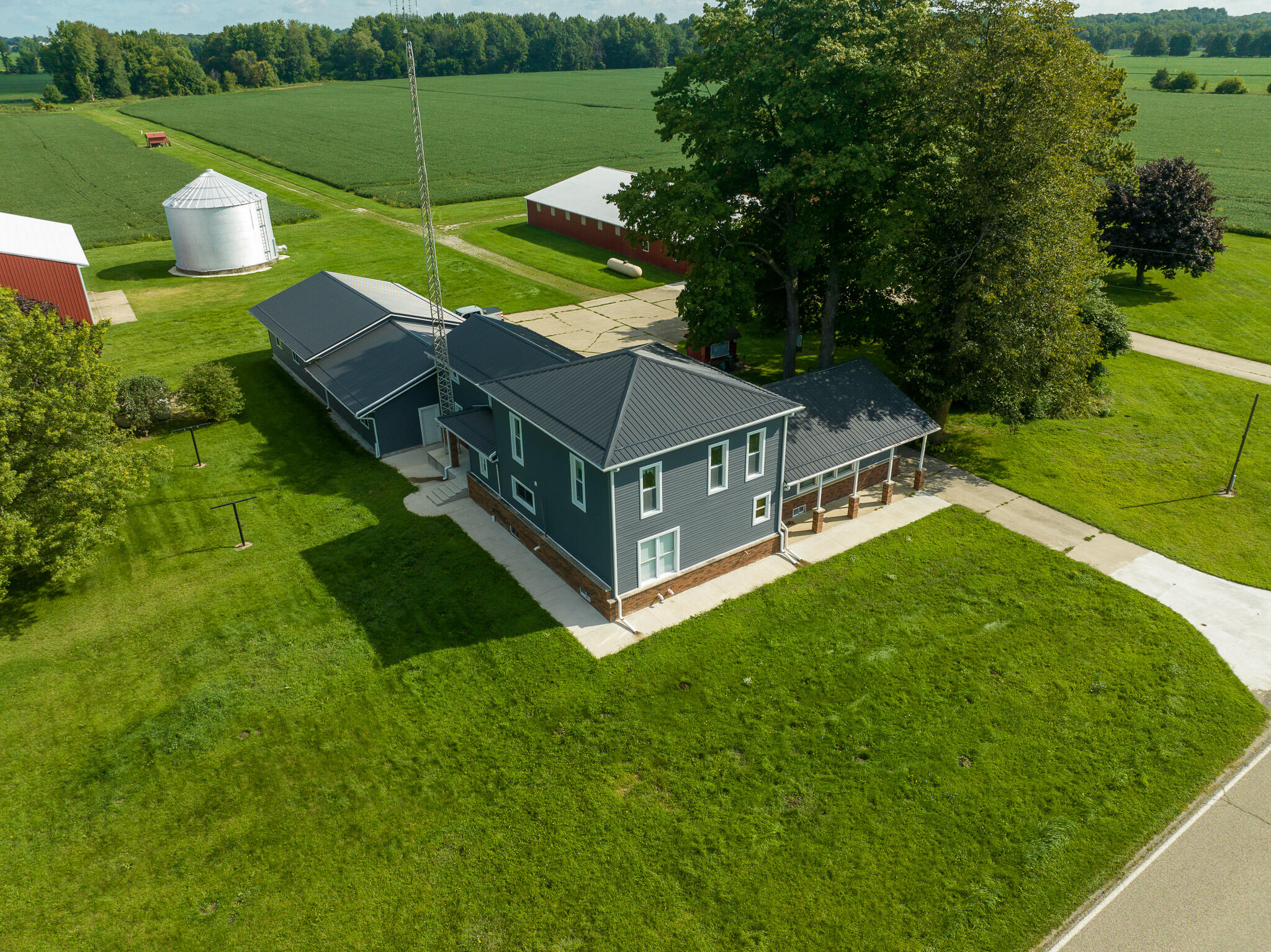634 East Girard Road Quincy, MI 49082 - Photo 14 of 75 Home Angle
