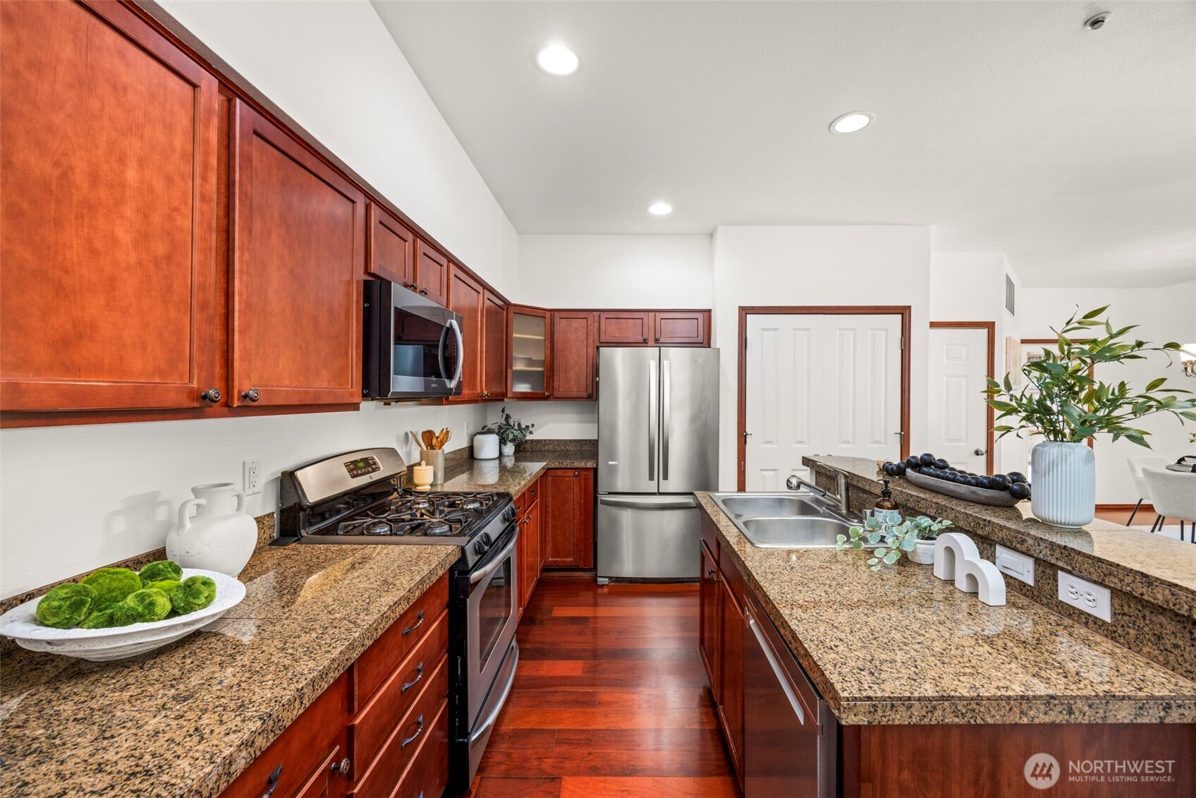 21622 11th Court Southeast Bothell, WA 98021 - Photo 14 of 40 Gallery Image 14