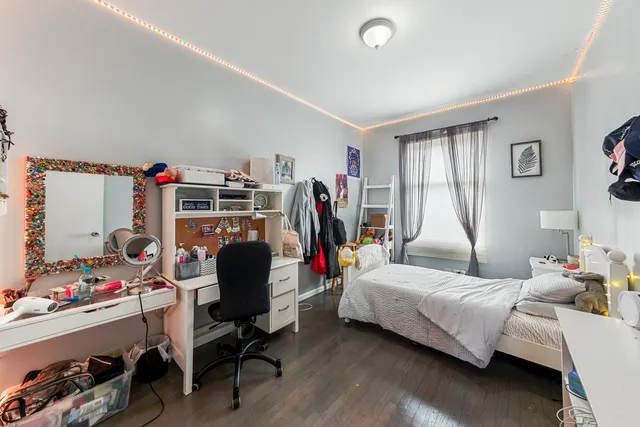 $990,000 | 535 North Wood Street, Chicago, IL 60622