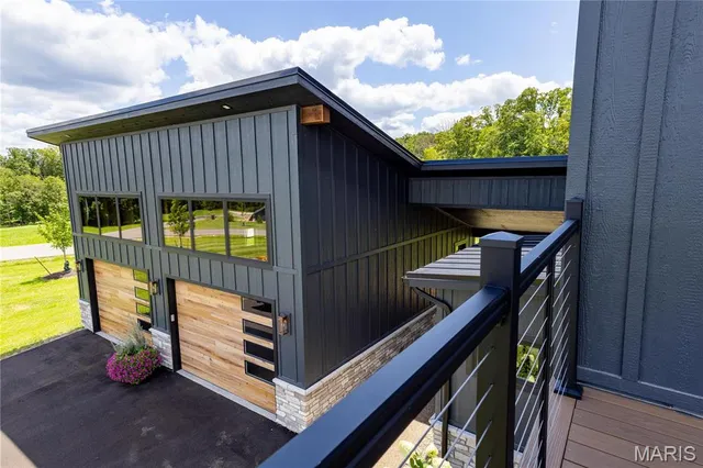 $1,189,000 | 2813 Tyrol Rdg Drive, Innsbrook, MO 63390