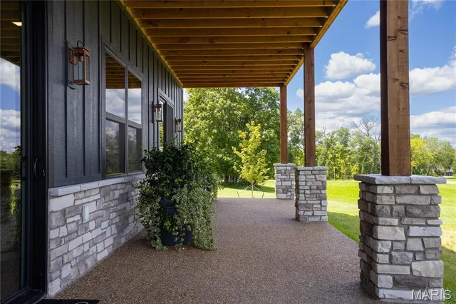 $1,189,000 | 2813 Tyrol Rdg Drive, Innsbrook, MO 63390